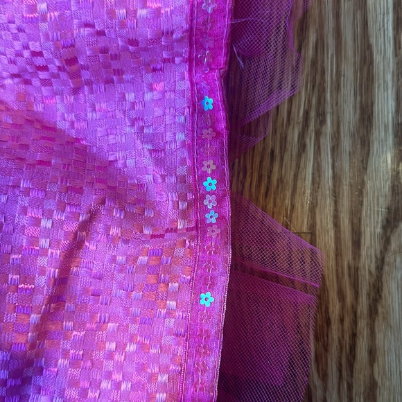 Pink Valance with sparkles - Picture 3 of 4